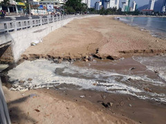 Nước thải đen ngòm ào ào đổ ra biển Nha Trang: Tổng Giám đốc Cấp thoát nước Khánh Hòa nêu giải pháp
