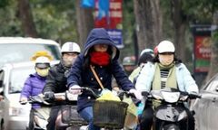 Qua lập Hạ, nhưng miền Bắc lạnh như mùa Xuân