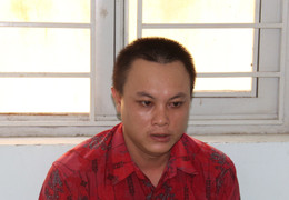 Vừa chấp hành xong án tù, gã thanh niên lại bị khởi tố vì tấn công công an