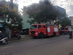 Văn phòng Đăng ký đất đai tỉnh Bình Định bốc cháy ngùn ngụt lúc rạng sáng