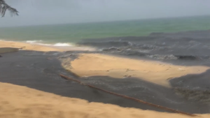 Dòng nước đen sì từ cống tràn ra biển Phú Quốc: Tổng cục Môi trường đề nghị kiểm tra