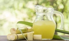 Tác dụng tuyệt vời của nước mía với sức khỏe không phải ai cũng biết
