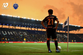 Lặng người trước 'khoảnh khắc vàng' của Lương Xuân Trường ở Buriram United