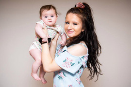 Cô gái 18 tuổi chuyển dạ mới biết mình mang thai