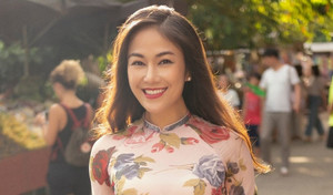 Hoa hậu, ca sĩ Tuyết Nga ra MV 'Lời ca dâng Bác'