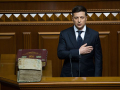 Tổng thống Ukraine dùng tiếng Nga gửi thông điệp đến dân Donbass