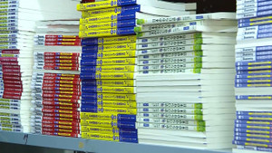 Video: Phát hiện kho sách nước ngoài lậu lớn nhất từ trước đến nay tại Hà Nội