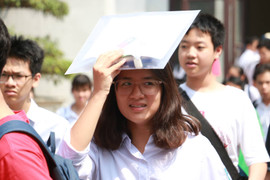 Đề thi Ngữ văn lớp 10 THPT Chuyên Khoa học tự nhiên Hà Nội