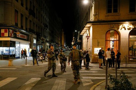 Tiết lộ danh tính kẻ bị bắt giữ trong vụ đánh bom tự chế ở Pháp