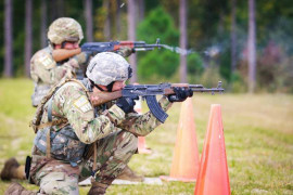 Chuyên gia Nga: Quân đội Mỹ mua đạn dược cho súng trường Nga để làm gì?