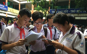 Đề thi chuyên Lịch sử và Địa lý vào lớp 10 Hà Nội năm 2019