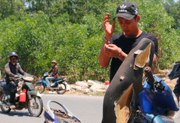 Nam thanh niên vô nhân tính cướp trắng trợn gần 4 triệu đồng của người phụ nữ nghèo buôn ve chai