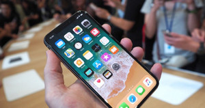 Người dùng iPhone đang bị theo dõi bí mật bởi nhiều ứng dụng