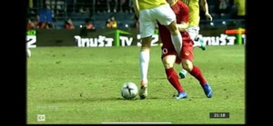 Video: Hậu vệ Thái Lan chơi xấu, sút thẳng chỗ hiểm Công Phượng