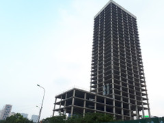 Chín năm hoang tàn, ông lớn nhà nước rao bán tòa tháp 1.400 tỷ đồng