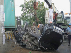 Clip: Hãi hùng khoảnh khắc xe container giết chết cả gia đình 5 người ở Tây Ninh