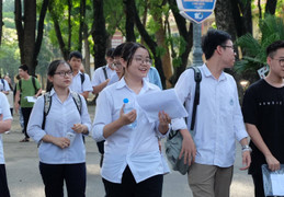 Điểm chuẩn vào lớp 10 chuyên THPT Chu Văn An, Hà Nội