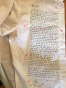 Dòng lưu bút cảm động trên chiếc áo trắng của nữ sinh yêu đơn phương