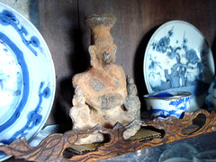 Cần bảo tồn gấp những kho báu vô giá trong những ngôi mộ cổ ở Hải Phòng