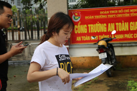 Ngủ quên, nữ sinh Hà Giang không được vào phòng thi