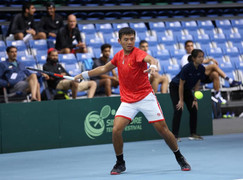 Lý Hoàng Nam cùng tuyển Việt Nam thăng hạng Davis Cup