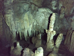 Phát hiện hệ thống hang động thạch nhũ tuyệt đẹp ở miền Tây Quảng Trị