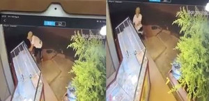 Truy tìm kẻ dùng búa đập tủ tiệm vàng, lấy trộm 3 dây chuyền