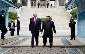 20 bước chân sang đất Triều Tiên của ông Trump: Lịch sử hay 'chương trình truyền hình thực tế'?