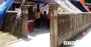 Tạm giam 4 tháng gã chồng đâm chết vợ trước ngày giỗ cha mẹ