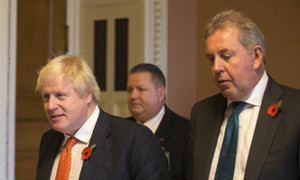 Tổng thống Trump 'xả giận' trên Twitter, số phận Đại sứ Anh sẽ đi về đâu?