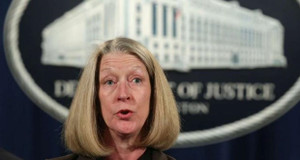 Nhà ngoại giao Mỹ tuồn tài liệu cho tình báo Trung Quốc lĩnh án 40 tháng tù