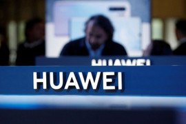 Mỹ mở thêm đường sống mong manh cho Huawei