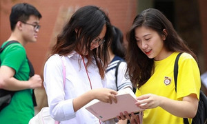 Thí sinh Bình Thuận tra cứu điểm thi THPT Quốc gia 2019