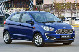 Soi xe hatchback giá gần 180 triệu đồng của Ford