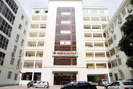 Cơ hội trúng tuyển Đại học Kinh tế, Đại học Quốc gia Hà Nội với chứng chỉ ngoại ngữ SAT, A-level