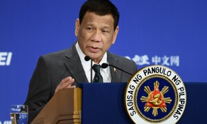 Tổng thống Philippines: Sẽ lên tàu cùng Đô đốc Mỹ để đối phó với Trung Quốc