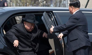 Video: Đường đi của xe sang bọc thép từ châu Âu về Triều Tiên