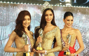 Tân Hoa hậu chuyển giới Thái Lan: Chiều cao nổi trội cùng thân hình bốc lửa