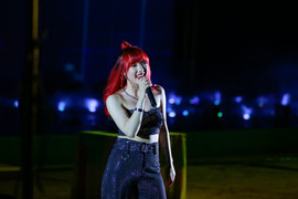 Jannine Weigel đón sinh nhật bất ngờ trên sân khấu SEA FESTIVAL