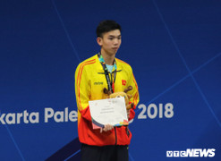 Thần đồng bơi lội Việt Nam giành vé đầu tiên dự Olympic 2020