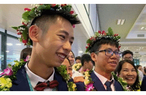 10X giành huy chương vàng Toán quốc tế: Học nhiều, chơi nhiều