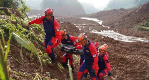 Sạt lở đất ở Trung Quốc: 14 người chết, 42 người mất tích