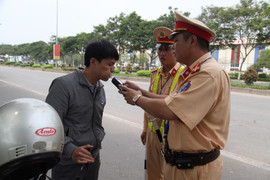 Video: Uống rượu khi lái xe bị phạt đến 30 triệu đồng