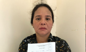 Bắt hai chị em cầm đầu băng nhóm móc túi trên xe buýt ở TP.HCM