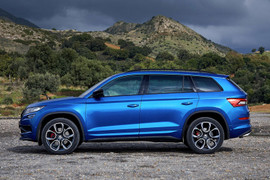 Khám phá SUV 7 chỗ giá gần 1,2 tỷ đồng, cạnh tranh với Toyota Fortuner