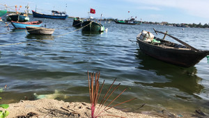 Sụt lún bất thường ở hạ nguồn Thu Bồn, dân Quảng Nam hoang mang