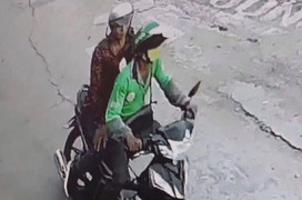 Tài xế Grab bị kề dao khống chế, cướp tài sản ở TP.HCM