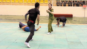 Nữ giảng viên công an 'tay không hạ gục cùng lúc 3 đối tượng'