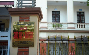 Sơn La, Hòa Bình 'gọi tên' cán bộ có con được nâng điểm, Hà Giang định 'im lặng' đến bao giờ?