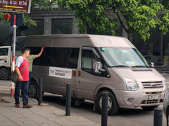 Bé trai 6 tuổi qua đời do bị bỏ quên trên ô tô: Phương tiện đưa đón chưa có giấy phép